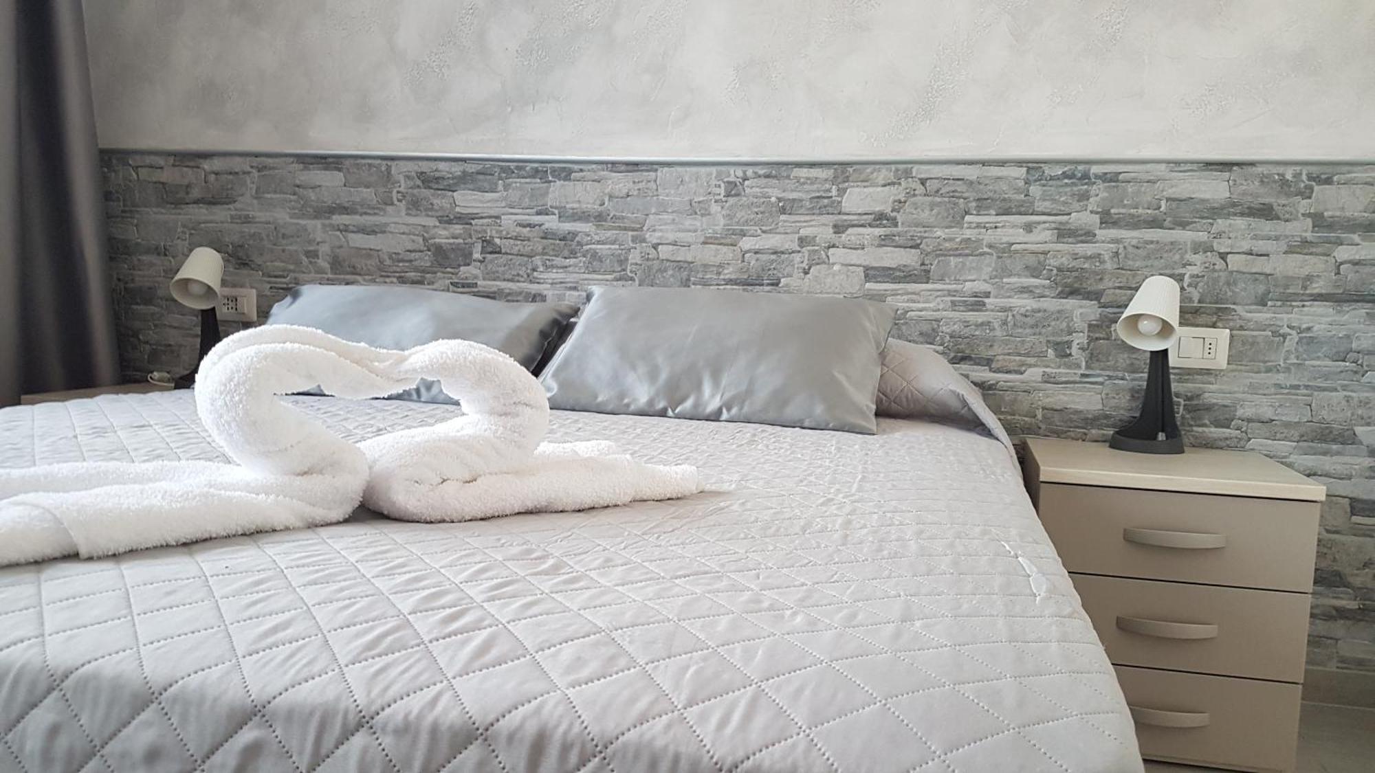 Small Twin Room